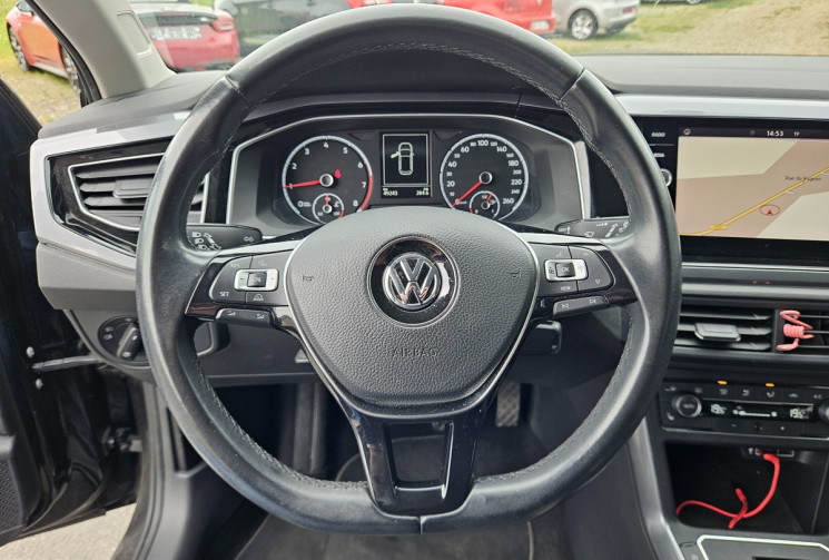 Volkswagen Polo VI 1.0 TSI 115 CARAT BVM 5P