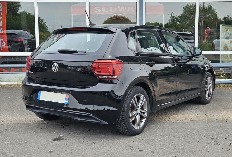 Volkswagen Polo VI 1.0 TSI 115 CARAT BVM 5P