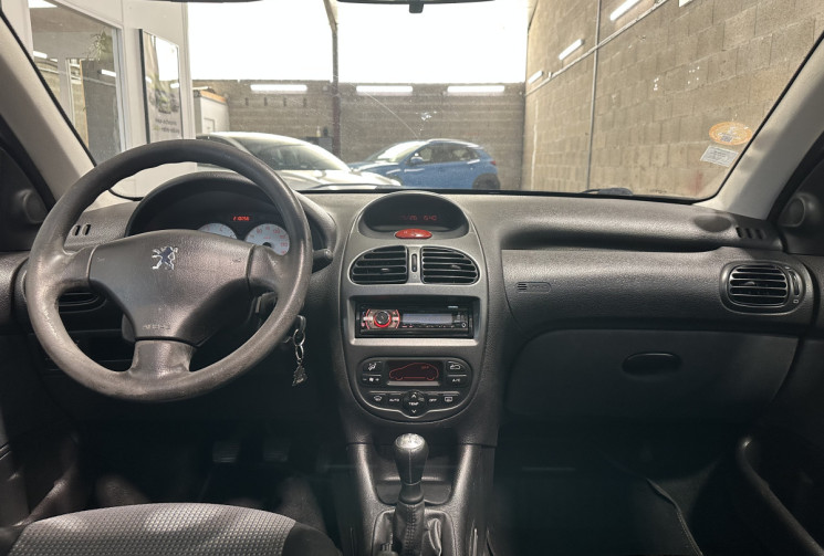 Peugeot 206 1.4i 75 ch X line clim toit ouvrant 