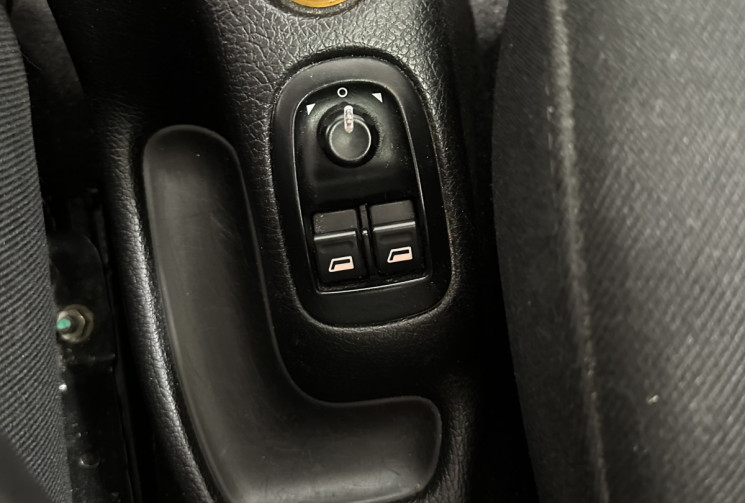 Peugeot 206 1.4i 75 ch X line clim toit ouvrant 