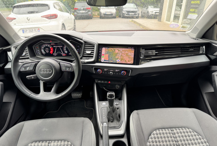 Audi A1 II 30 TFSI 116 DESIGN LUXE S-Tronic7  / CARPLAY / Entretien AUDI / CT OK / GARANTIE 6 MOIS