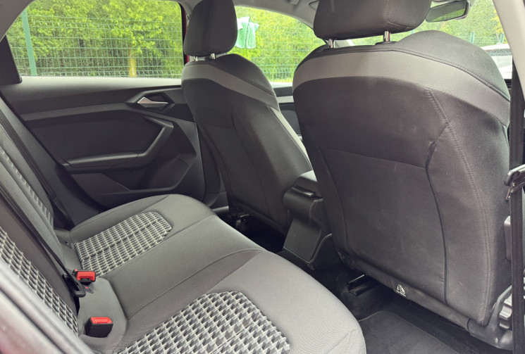 Audi A1 II 30 TFSI 116 DESIGN LUXE S-Tronic7  / CARPLAY / Entretien AUDI / CT OK / GARANTIE 6 MOIS