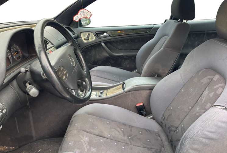 Mercedes Classe CLK 200 / 2.0 i KOMPRESSOR / 192 CH / BOITE AUTO