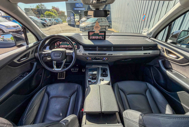 Audi Q7  V6 3.0 TDI 272 cv TIPTRONIC BVA8  Avus Extended 7P CAMERA 360 TOIT OUVRANT VIRTUAL BOSE