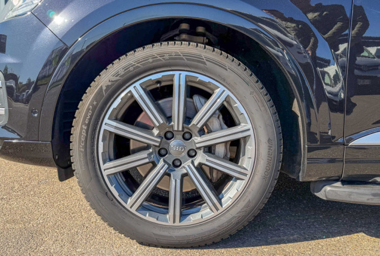 Audi Q7  V6 3.0 TDI 272 cv TIPTRONIC BVA8  Avus Extended 7P CAMERA 360 TOIT OUVRANT VIRTUAL BOSE