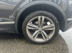 Volkswagen Tiguan 2.0 150 ch R-LINE / Toit Ouvrant / Entretien Complet
