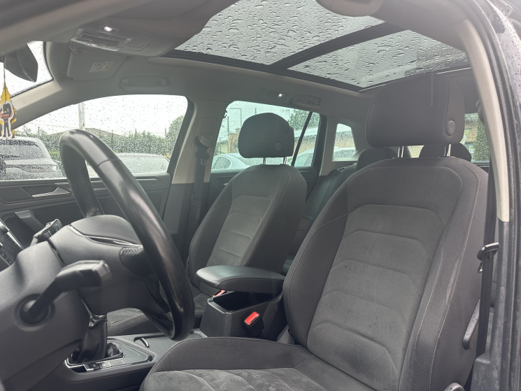 Volkswagen Tiguan 2.0 150 ch R-LINE / Toit Ouvrant / Entretien Complet