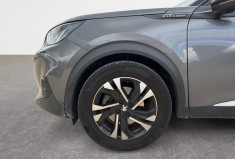 Peugeot 2008 1.5 BLUE HDI 130 GT LINE EAT8 / SIEGES CHAUFFANTS / SIEGES CUIR / CARPLAY / CAMERA