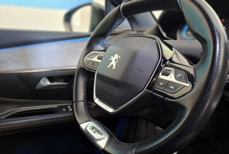 Peugeot 3008 1.6 THP 300 GT PACK HYBRID4 e-EAT8 / 1ERE MAIN / ENTRETIEN A JOUR / GARANTIE 12 MOIS 