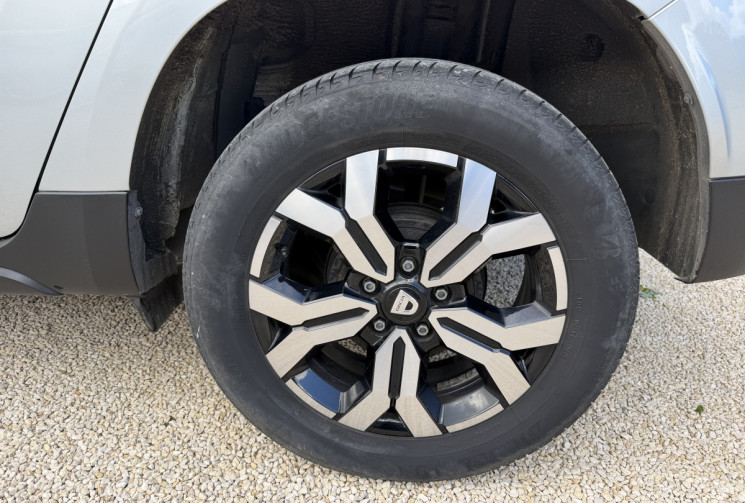 Dacia Duster 1.5 BLUE DCI 115 PRESTIGE / SUIVI A JOUR / CAMERA 