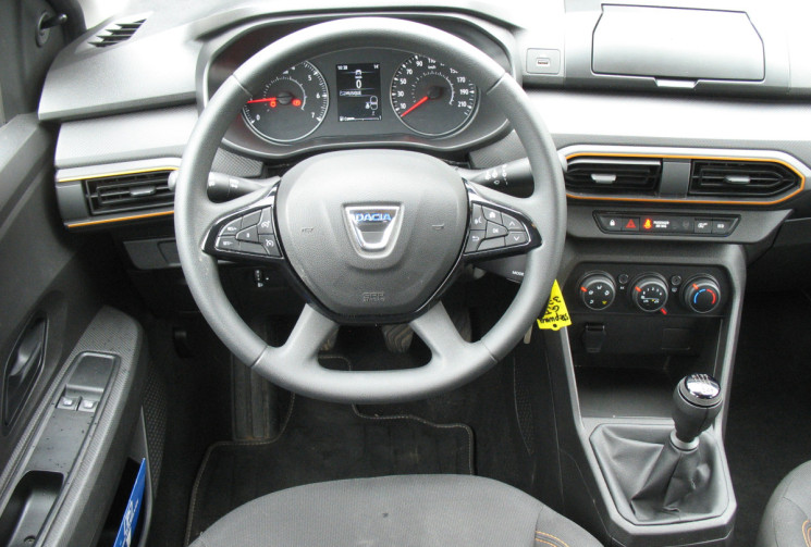 Dacia Sandero TCe 90 STEPWAY ESSENTIAL 1ERE MAIN