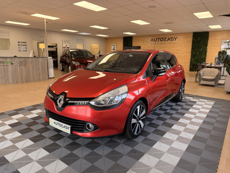 Renault Clio  IV 5 PORTES 0.9 TCe 90 / LIMITED / DISTRIB A JOUR