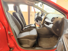 Renault Clio  IV 5 PORTES 0.9 TCe 90 / LIMITED / DISTRIB A JOUR