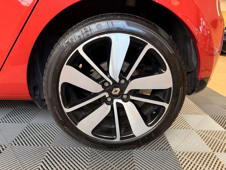 Renault Clio  IV 5 PORTES 0.9 TCe 90 / LIMITED / DISTRIB A JOUR