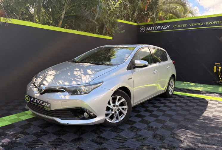 Toyota AURIS  (180) Phase 2 1.8 VVT-i HSD CVT 136cv