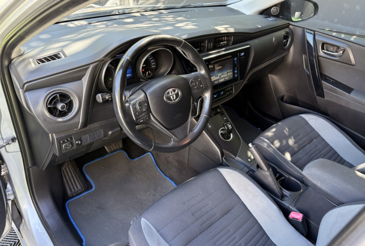 Toyota AURIS  (180) Phase 2 1.8 VVT-i HSD CVT 136cv