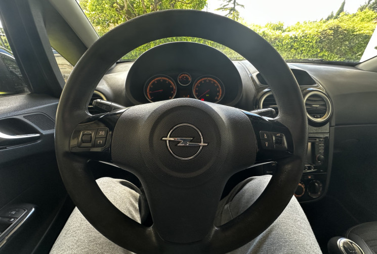 Opel Corsa  V 1.2 70ch Edition 3p