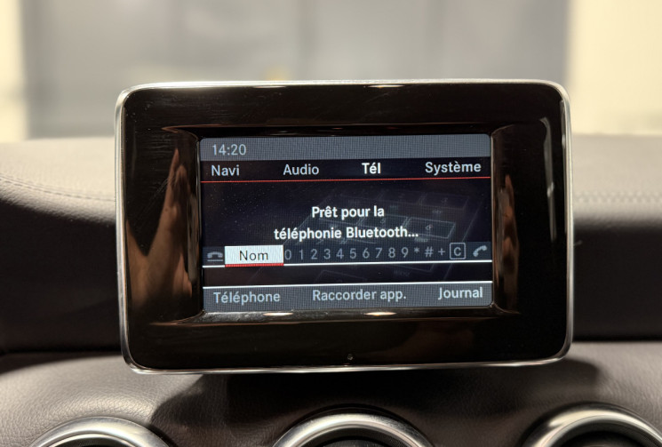 Mercedes Classe A 200 d Fascination intérieur cuir sièges électriques à mémoire 