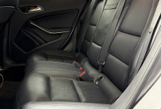 Mercedes Classe A 200 d Fascination intérieur cuir sièges électriques à mémoire 