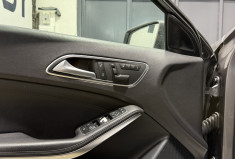 Mercedes Classe A 200 d Fascination intérieur cuir sièges électriques à mémoire 