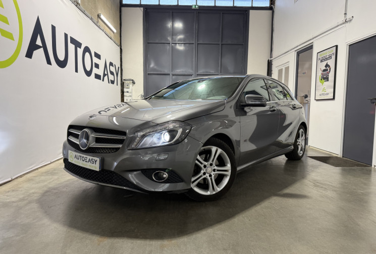 Mercedes Classe A 200 d Fascination intérieur cuir sièges électriques à mémoire 