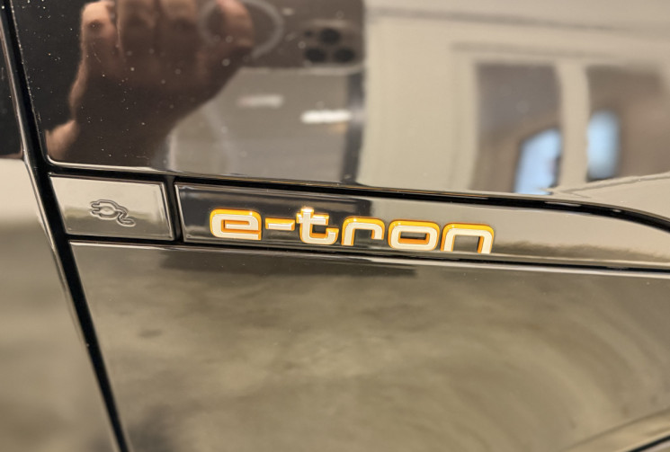 Audi e-tron Avus Extended 55 408 ch Quattro 