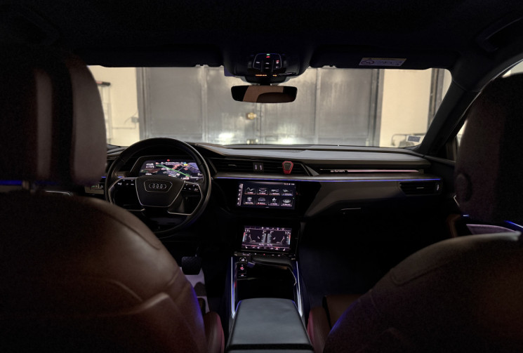 Audi e-tron Avus Extended 55 408 ch Quattro 