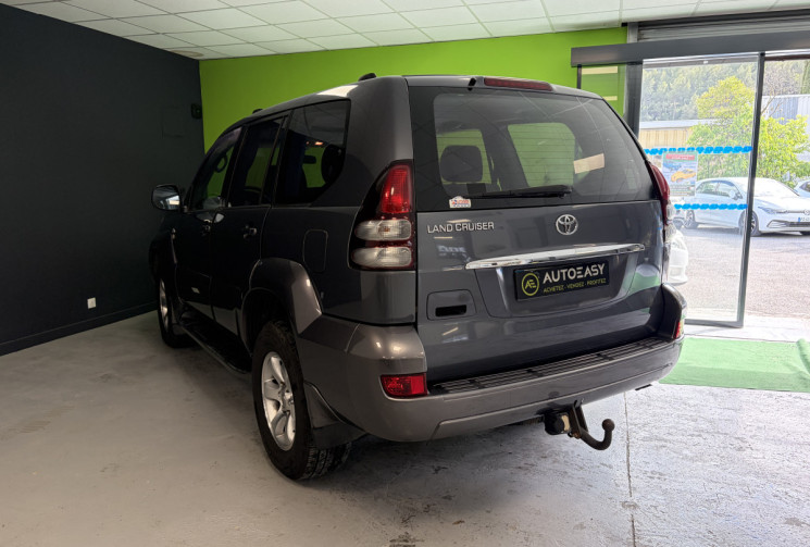 Toyota Land Cruiser 3.0 L D4-D KDJ 120 165 CV 