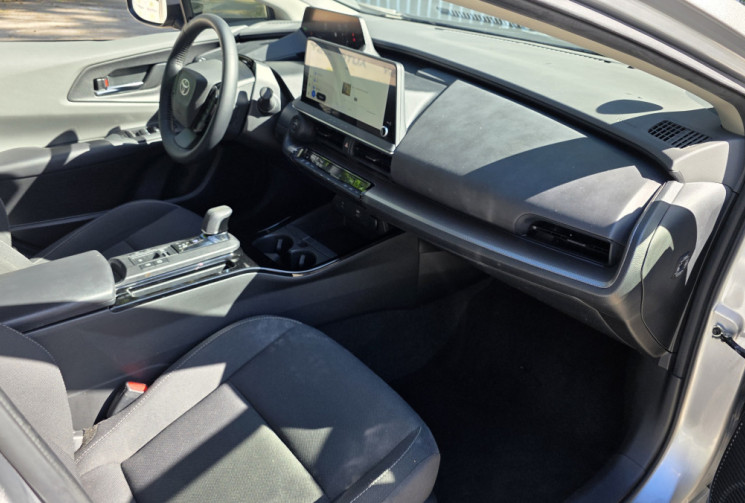 Toyota PRIUS  Toyota Prius 5  2.0 Hybride Rechargeable 223ch PHEVEV Dynamic