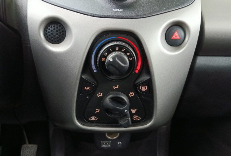 Toyota Aygo 1.0 VVTi 69 / Moteur à chaine / Idéal Jeune Permis / Garantie 6 mois