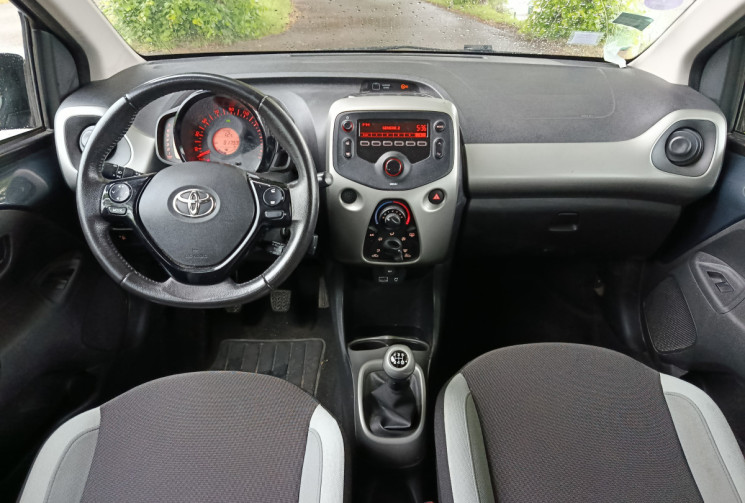 Toyota Aygo 1.0 VVTi 69 / Moteur à chaine / Idéal Jeune Permis / Garantie 6 mois