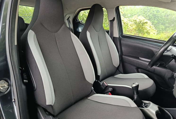 Toyota Aygo 1.0 VVTi 69 / Moteur à chaine / Idéal Jeune Permis / Garantie 6 mois