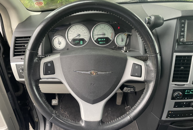 Chrysler GRAND VOYAGER 3.8 V6 LIMITED STOW N' GO 193 / 7 PLACES / BOITE AUTO / INTERIEUR CUIR