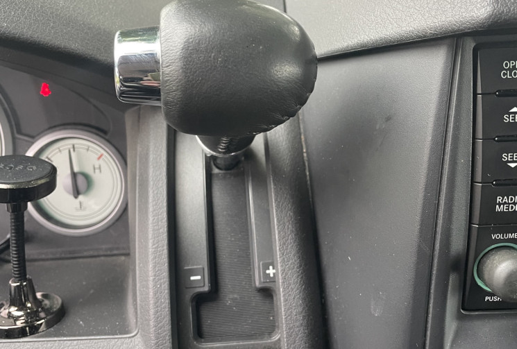 Chrysler GRAND VOYAGER 3.8 V6 LIMITED STOW N' GO 193 / 7 PLACES / BOITE AUTO / INTERIEUR CUIR