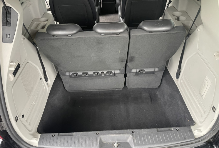 Chrysler GRAND VOYAGER 3.8 V6 LIMITED STOW N' GO 193 / 7 PLACES / BOITE AUTO / INTERIEUR CUIR