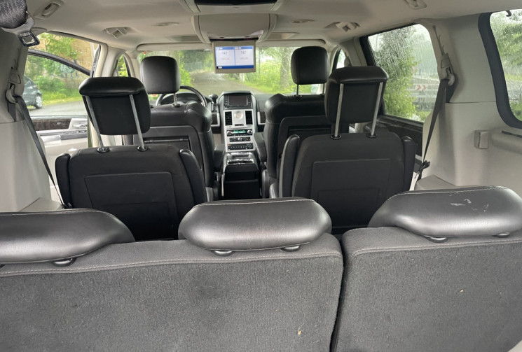 Chrysler GRAND VOYAGER 3.8 V6 LIMITED STOW N' GO 193 / 7 PLACES / BOITE AUTO / INTERIEUR CUIR