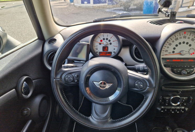Mini Clubman 1.6 hdi cooper 110 CH