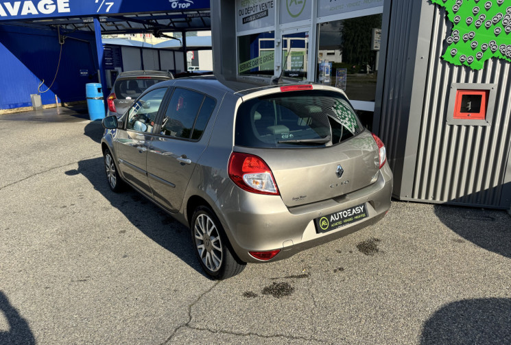 Renault Clio III phase 2 1.5 dci 106 Initiale Paris - 1ère main