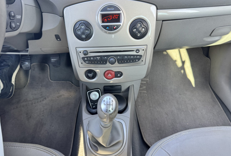 Renault Clio III phase 2 1.5 dci 106 Initiale Paris - 1ère main
