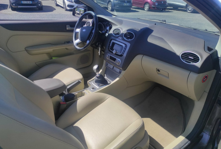Ford Focus CC 2.0 TDCI 140 CH TITANIUM 