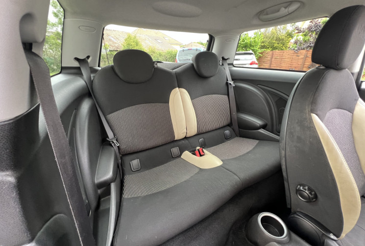 Mini Mini (R56) Cooper 1.6 i 16V 120cv