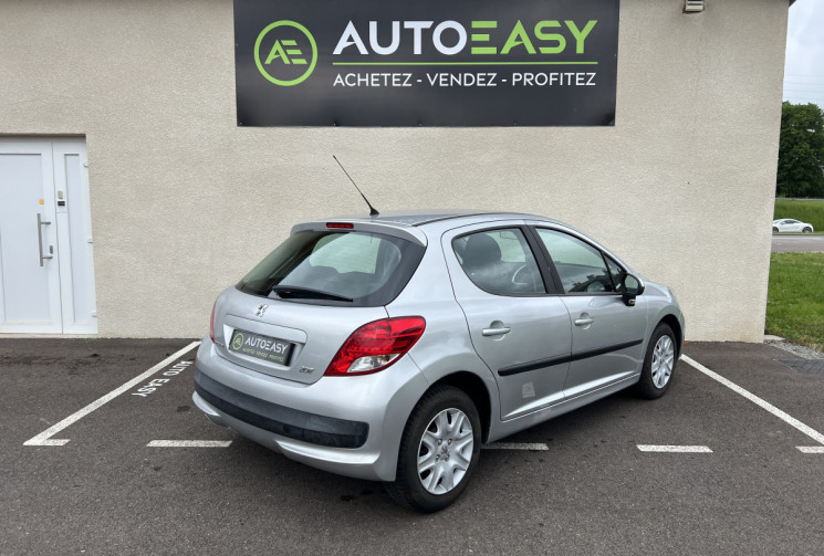 Peugeot 207 5 portes 1.6 HDi 92 cv