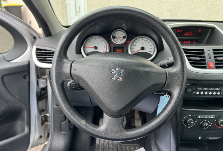 Peugeot 207 5 portes 1.6 HDi 92 cv