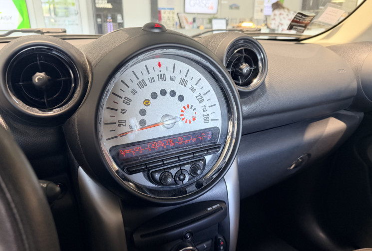 Mini PACEMAN 1.6 Cooper Chili 122 ch