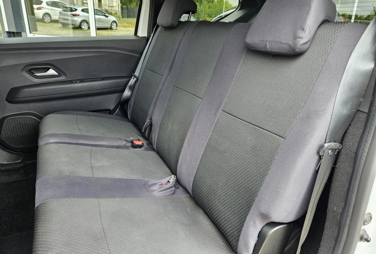 Dacia Jogger 1.0 TCE 100 ECO G EXPRESSION ESSENCE + GPL