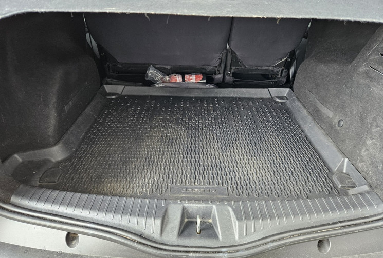 Dacia Jogger 1.0 TCE 100 ECO G EXPRESSION ESSENCE + GPL