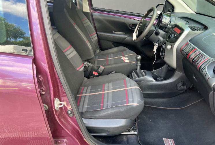 Peugeot 108 1.2 VTi 12V 82 cv