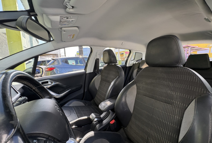 Peugeot 2008 1.2 Puretech 12V FAP S&S EAT6 110 cv Allure // Boite automatique // 