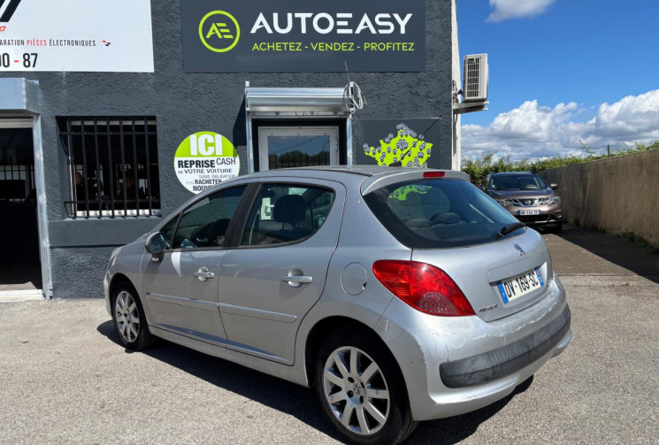 Peugeot 207 1.6i 16V - 120 Sport Pack