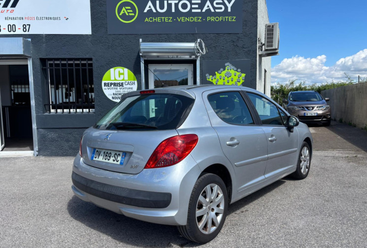 Peugeot 207 1.6i 16V - 120 Sport Pack